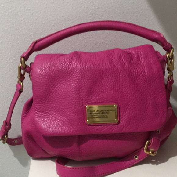 MARC BY MARC JACOBS Large Hot Pink Leather Shoulder Bag / Crossbody Bag Purse - Picture 3 of 17